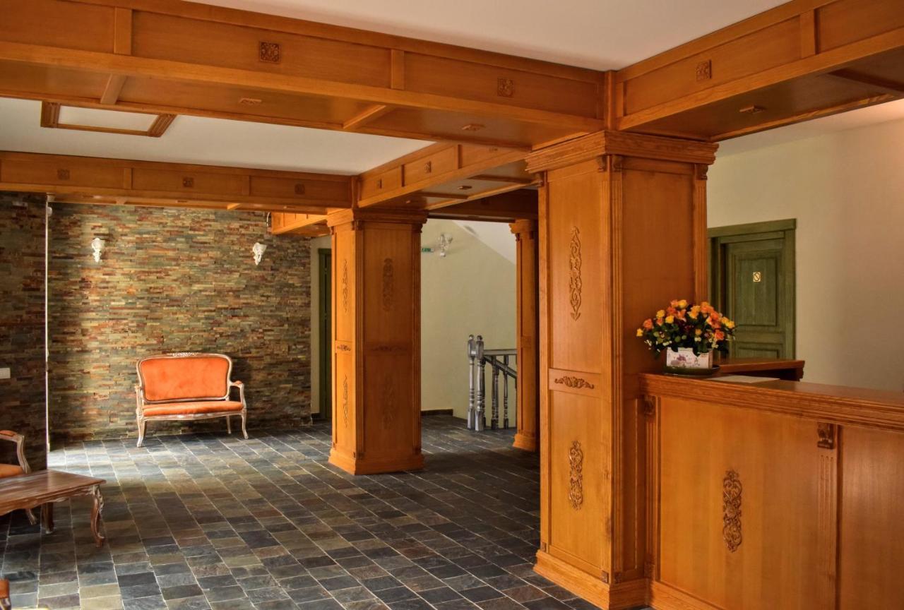 Vila Seva Vatra Dornei Bagian luar foto