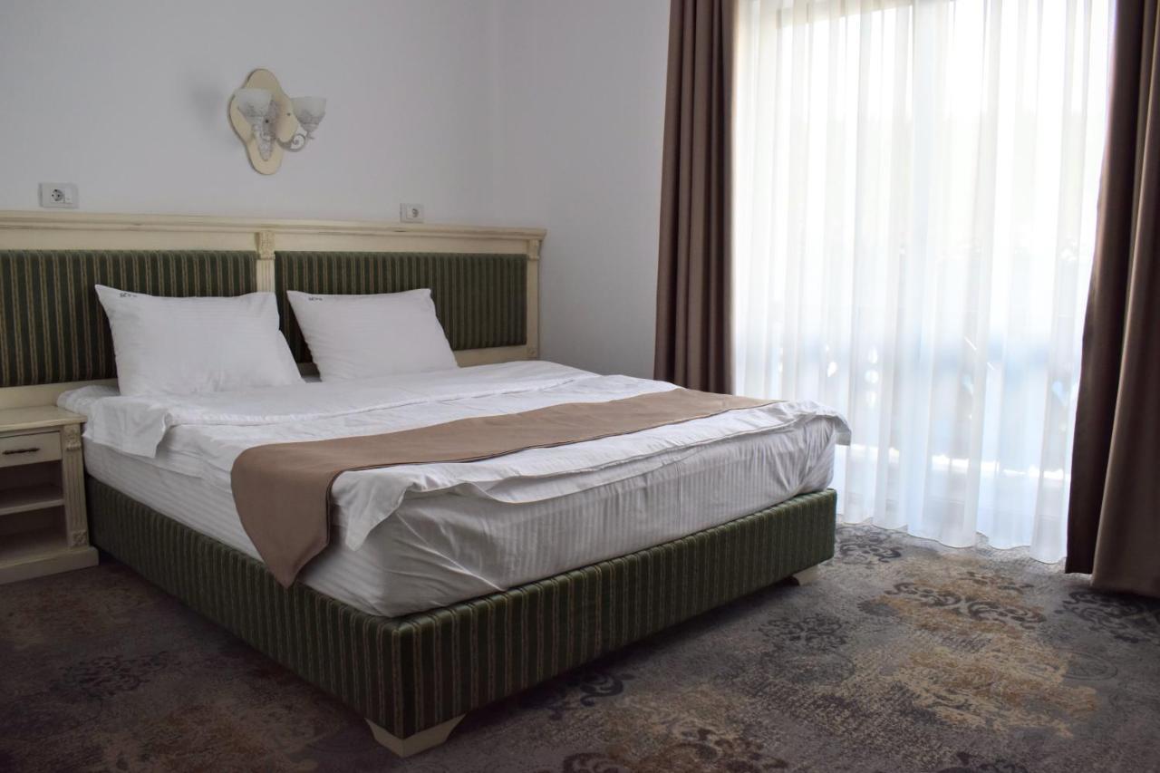 Vila Seva Vatra Dornei Bagian luar foto